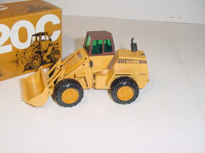 1/35 CASE W20C Loader by NZG (#214) NIB! Never Displayed!