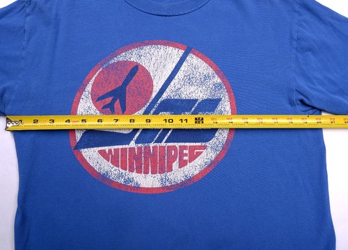 Camicia media Bobby Hull Old Time Hockey Alumni Collection Winnipeg Jets *DIFETTOSA* - Foto 17 di 18
