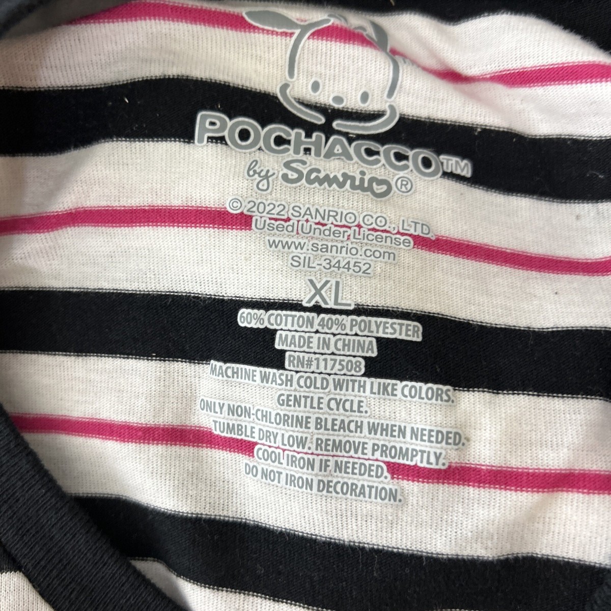 Pochacco Sanrio T-Shirt XL Cropped Stripe Graphic Tee Short