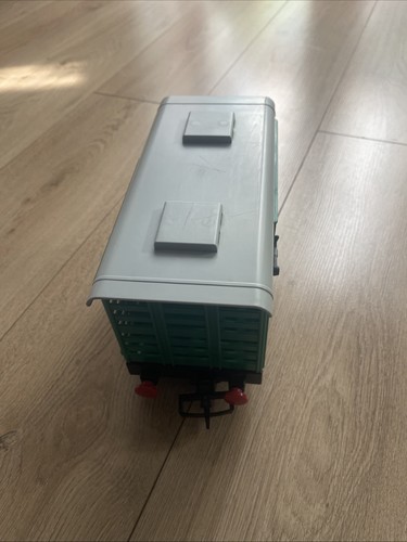 Playmobil 4101 Vieh-Waggon grün Spur G (LGB) Dach leicht verkratzt siehe Bilder - Bild 4 von 15