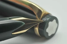 Vintage Montblanc No.22 Fountain Pen 14C Fine (F) Nib Green Very Good+ W11061
