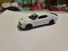 Auto World 2018 Dodge Challenger Hellcat Mint Never Displayed 