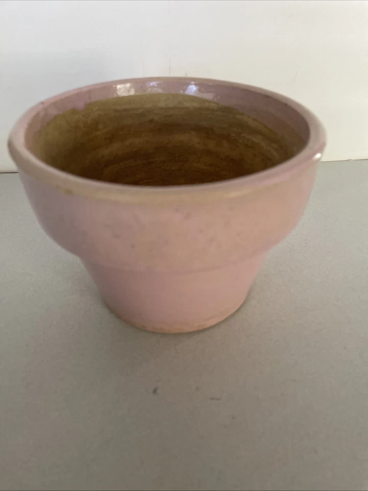 Maceta de cerámica vintage Garden City. ROSA 5 1/2 ANCHO 4 ALTO Foto 4 de 4