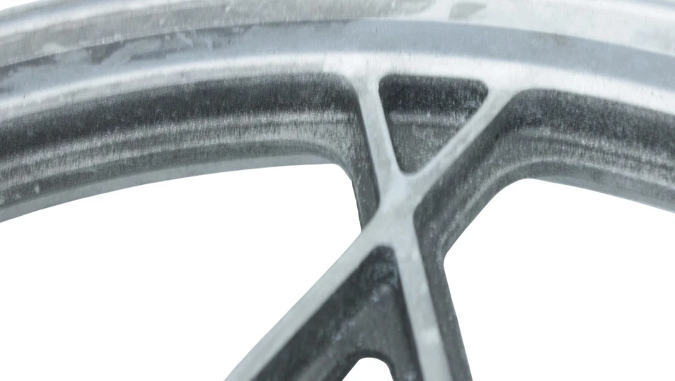 Llanta delantera SUZUKI GS 750 E 1978 a 1978 Foto 4 de 4