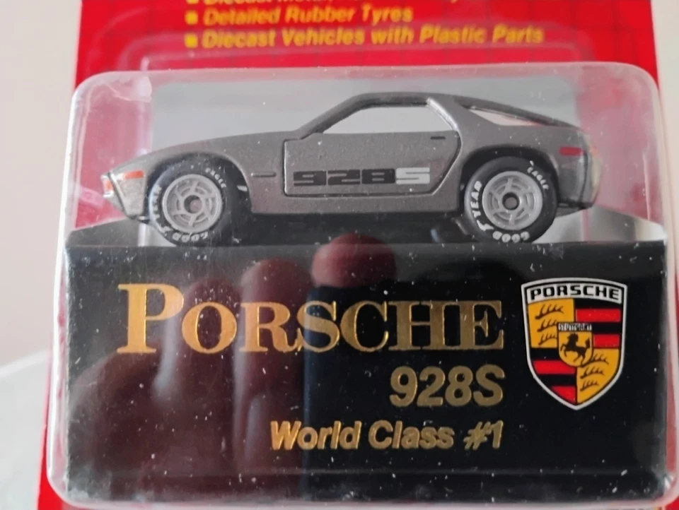 1993 Vintage Matchbox World Class 1st Edition Porsche 928s,944 Turbo 2 Car Lot - Image 3 of 4