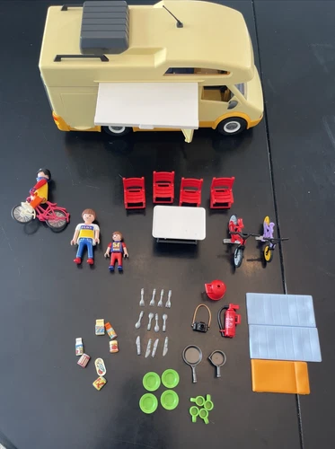 Vintage 2005 Playmobil 3647 Family Camper Motor Home Vehicle RV Vacation Family