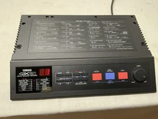 YAMAHA QX21 DIGITAL MIDI SEQUENCING RECORDER  NEW CONDITION
