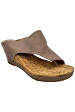 Donald Pliner Women's Myrtle Distress Metallic Slip On Sandle Mushroom