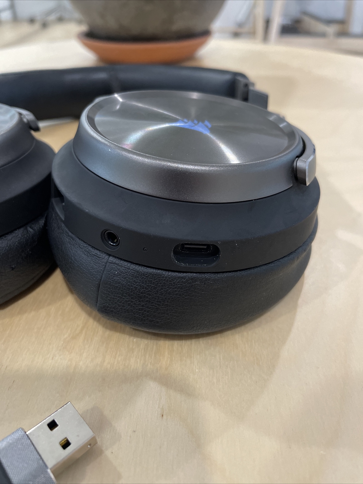 CORSAIR VIRTUOSO RGB WIRELESS Gaming Headphones No Mic WORN PADS eBay