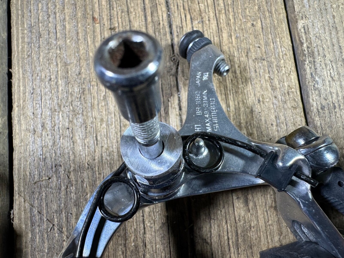 Vintage SHIMANO BR-1050 Brakeset Side Pull Nutted Road 80s Self