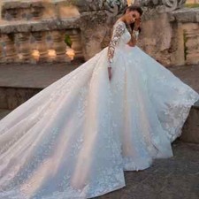 Luxury Wedding Dresses A Line Long Sleeves Lace Applique Ruching Bridal Gowns