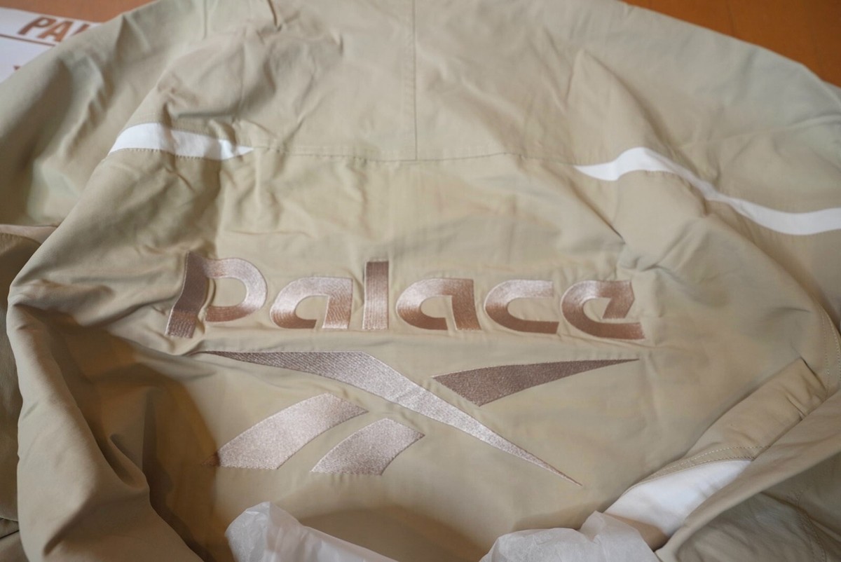 Palace skateboards Reebok Track Jacket Off White Size XL new Palace skateboards Reebok Track Jacket Off White Size XL new