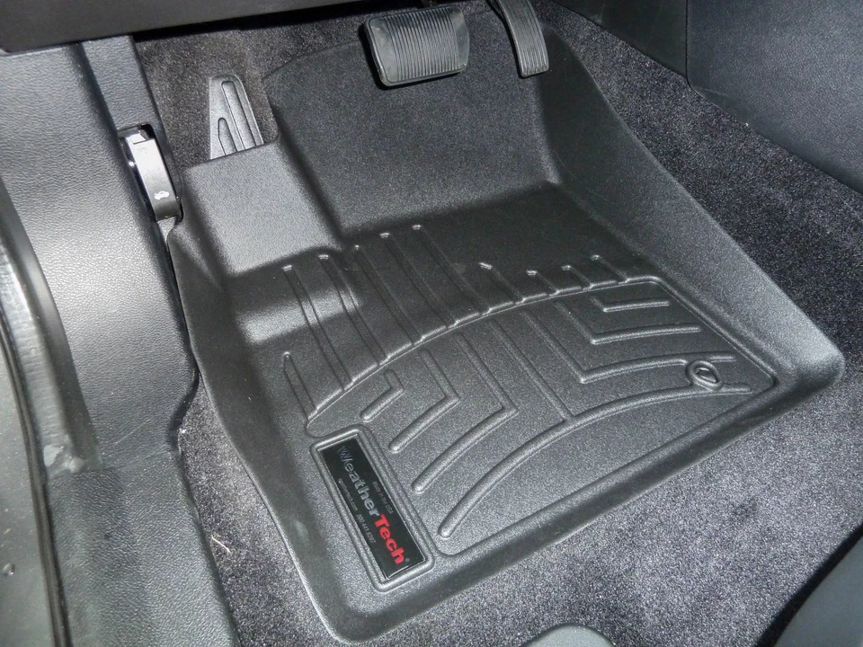 Alfombrillas WeatherTech revestimiento para Chrysler 200 - 1ª fila Foto 2 de 4