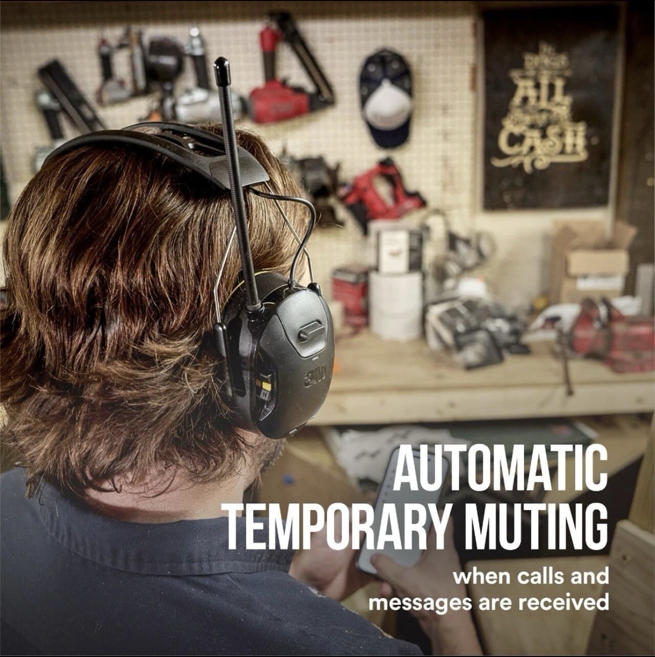 3M Worktunes Connect + AM/FM Wireless Hearing Protector with Bluetooth Technolog