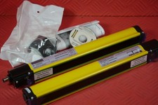 Allen-Bradley 440L-T4K0320YD + 440L-R4K0320YD Safety Light NEW In Stock!