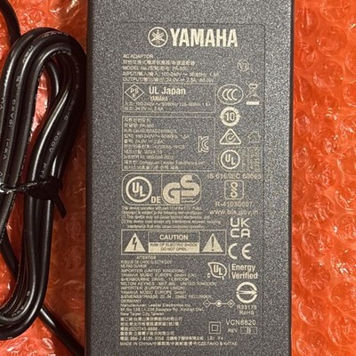 OEM Yamaha VCN86200 AC Adapter PA-500 CLP-745 CLP-795 message for