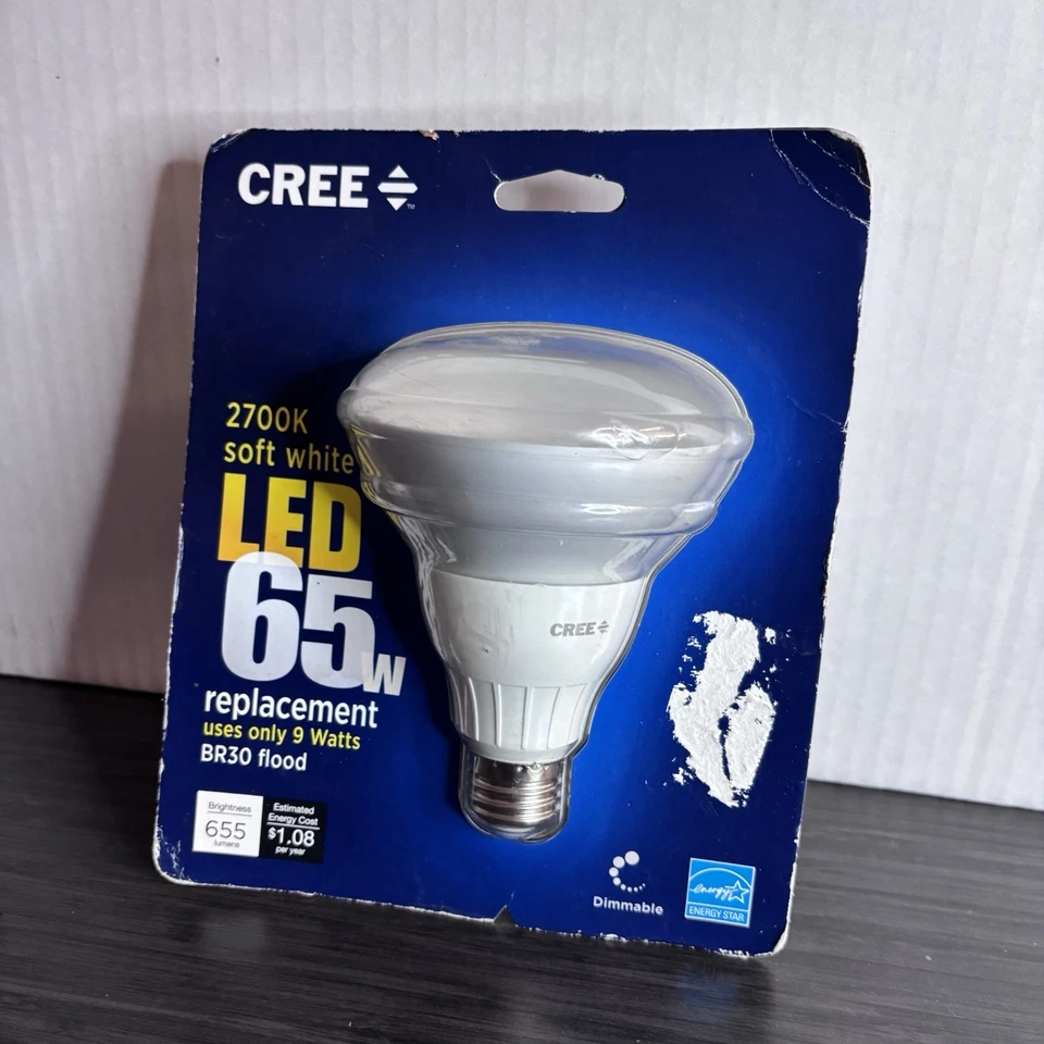 CREE 65 W / 9W LED Soft White 2700K BR30 Flood Dimmable Light Bulb New In Box - Image 4 of 4