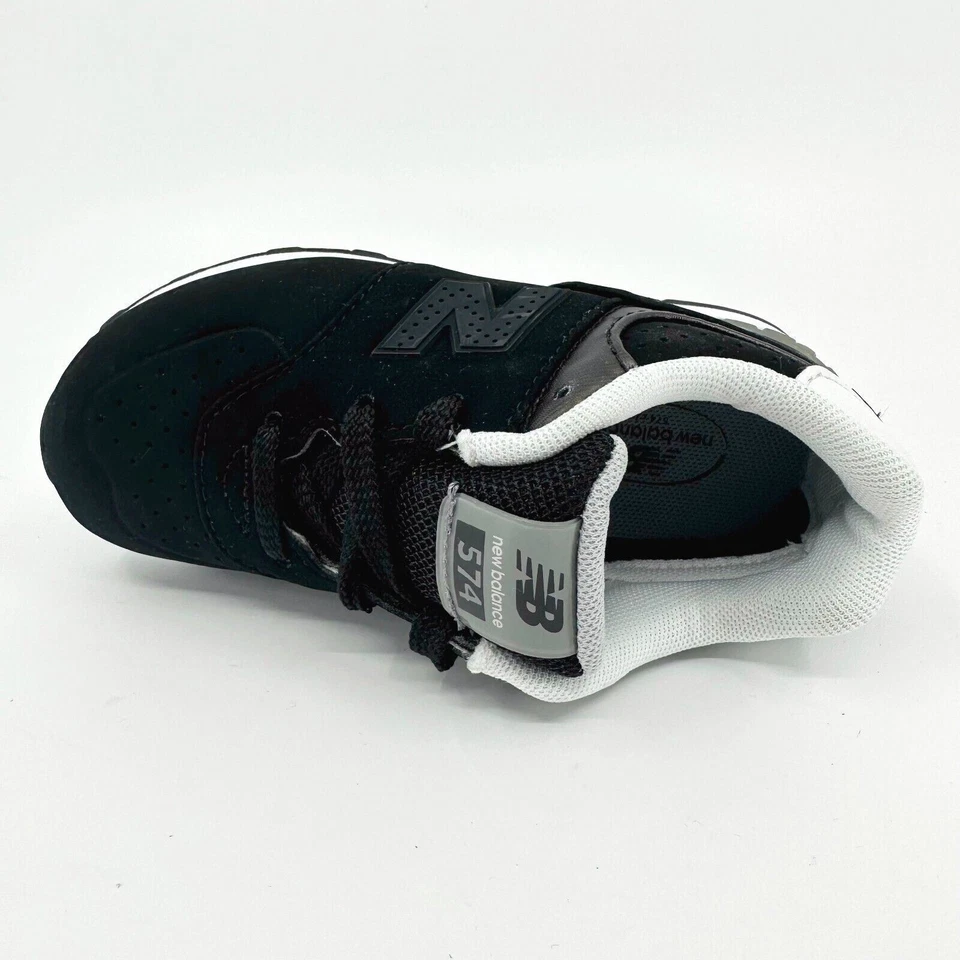 Zapatillas informales New Balance 574 Classics negras blancas de gamuza infantil KL574A1I Foto 4 de 4