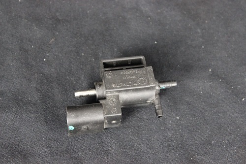 Audi S5 8T VW Magnetventil Magnetumschaltventil  Ventil Kombiventil 06H906283B