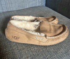 UGG Ansley Moccasin Slippers for Women, Size 6 - Chestnut