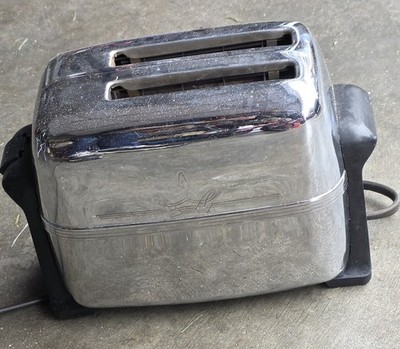 Vintage 1950s Arvin Model 4000, Two Slice Electric Toaster Works