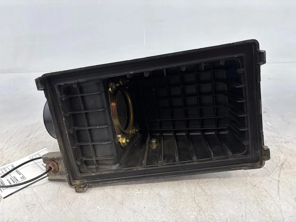 Nissan Máxima 1995-1996 3,0 L filtro filtro carcasa superior caja OEM Foto 2 de 4