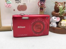 Nikon COOLPIX S3300 RED 6x Zoom 16.0MP Digital Camera - Excellent Condition  