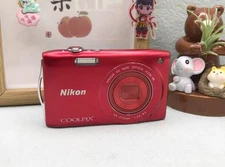 Nikon COOLPIX S3300 RED 6x Zoom 16.0MP Digital Camera - Excellent Condition!!!