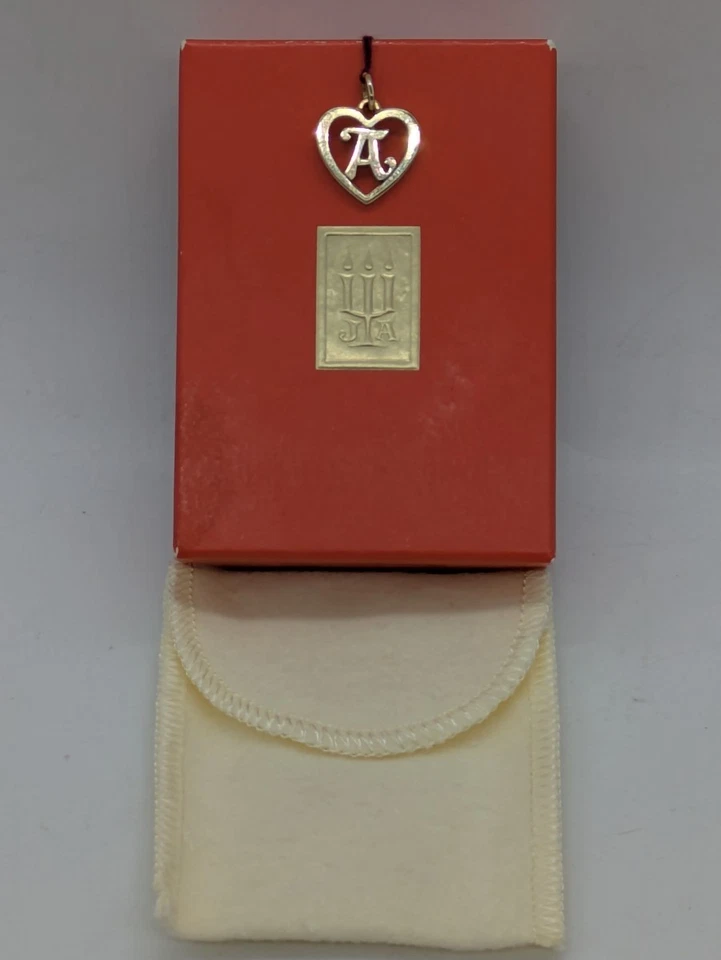 JAMES AVERY 14K Oro Amarillo 2.6g ESCRITURA CORAZÓN LETRA A Colgante Dije (EC3039365) Foto 3 de 4