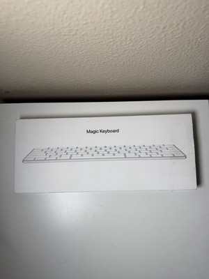 Apple Magic Keyboard - White - A3203 - MXCL3LL/A .-USB-C