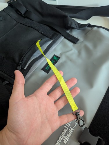 Timbuk2 Classic Messenger Bag Crossbody Pack Black / NYU Langone Health - 第 5/10 張圖片