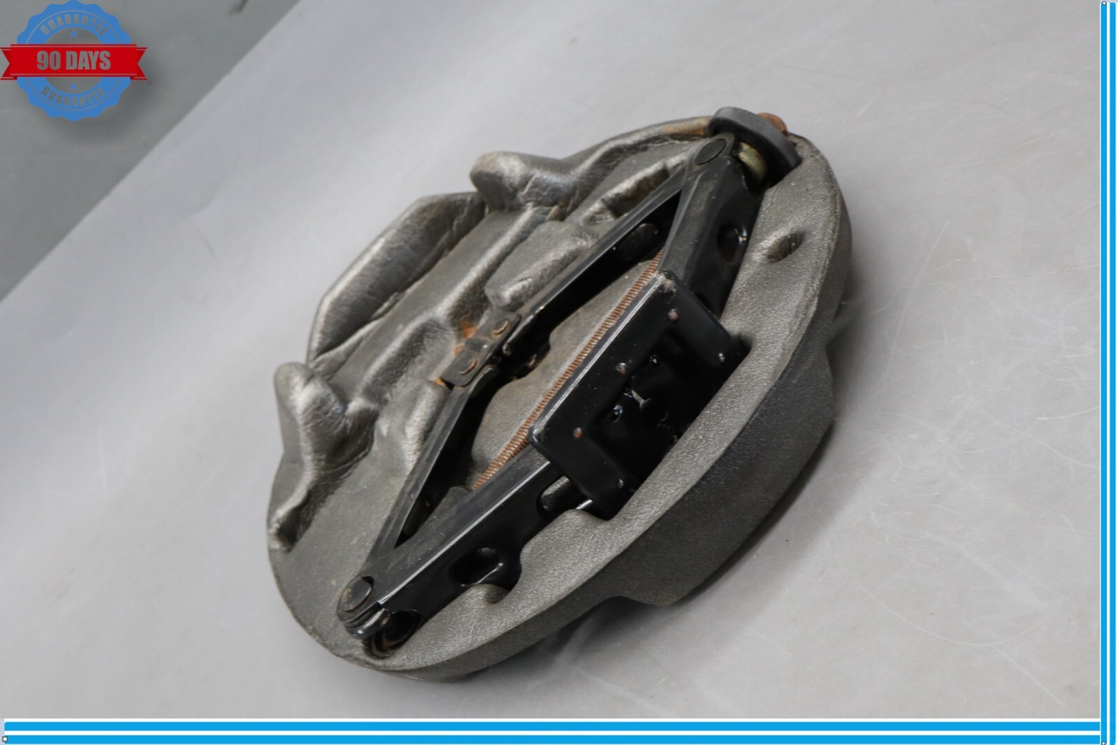 14-20 Maserati Quattroporte Spare Wheel Jack Lift & Tools & Storage Tray Oem