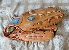 Vintage SPALDING Softball glove 42-213 Competition S Pro Model tnd leather