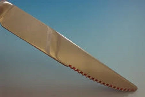 Cuchillo para carne Les Cinq Fleurs de Reed & Barton Sterling HHWS hecho a medida 8 1/2" Foto 2 de 2