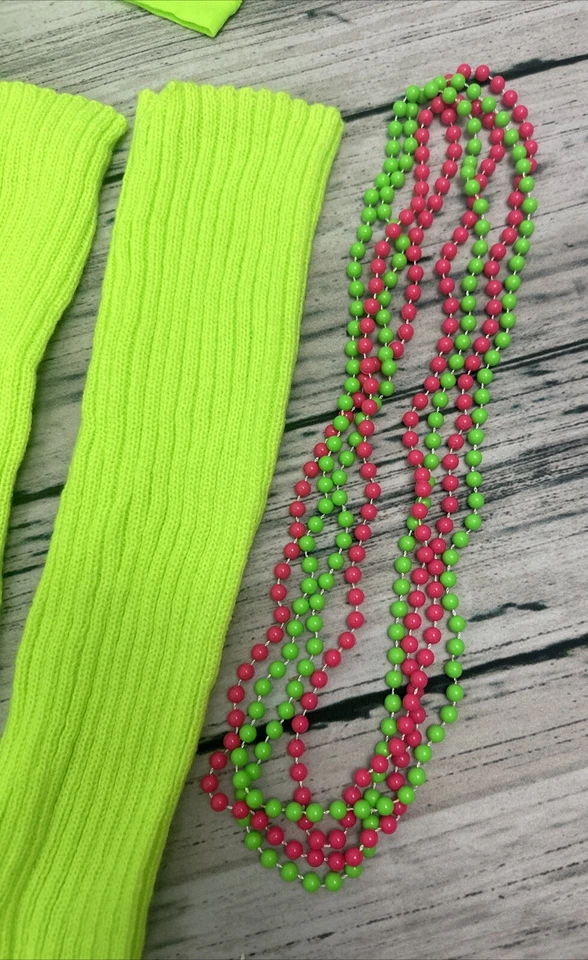 Conjunto de accesorios de disfraz para mujer años 80 con falda tutú, calentadores de piernas, joyas, etc. Foto 4 de 4