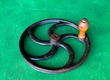 VINTAGE Cast Iron BOBBIN WINDER WHEEL KNITTING MACHINE CSM Knitter PARTS