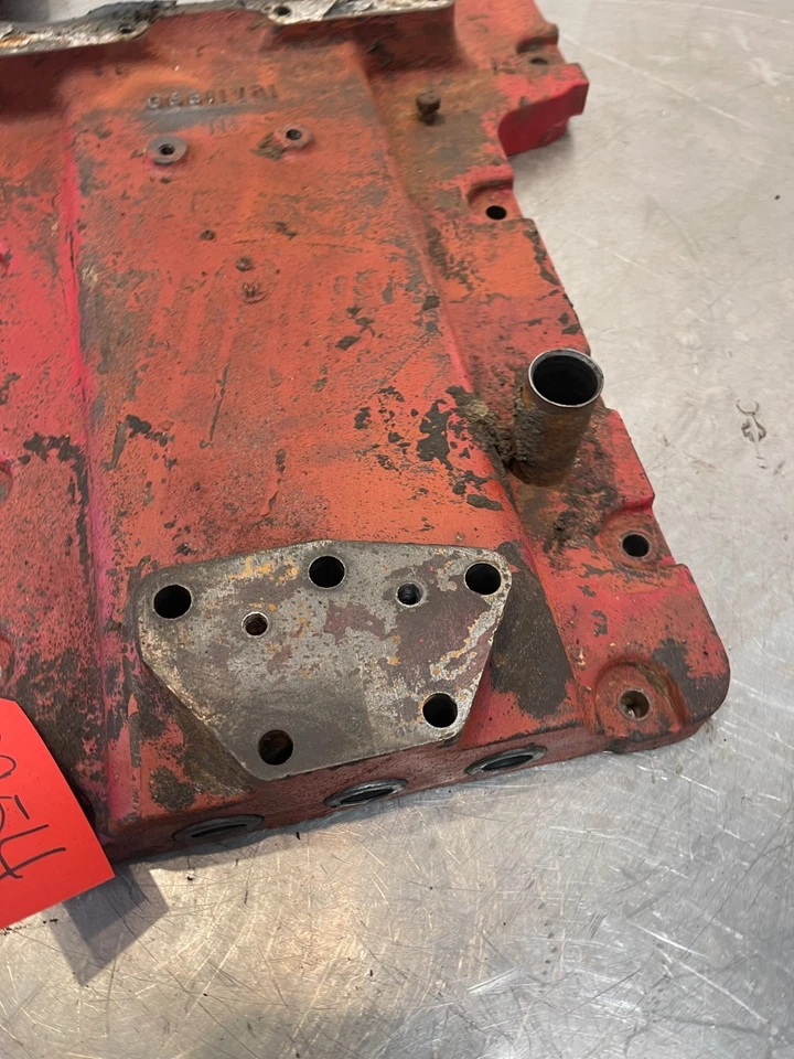 1965 International Farmall 656 Tractor Upper Transmission Cover Plate 388117R1 - Image 4 of 4