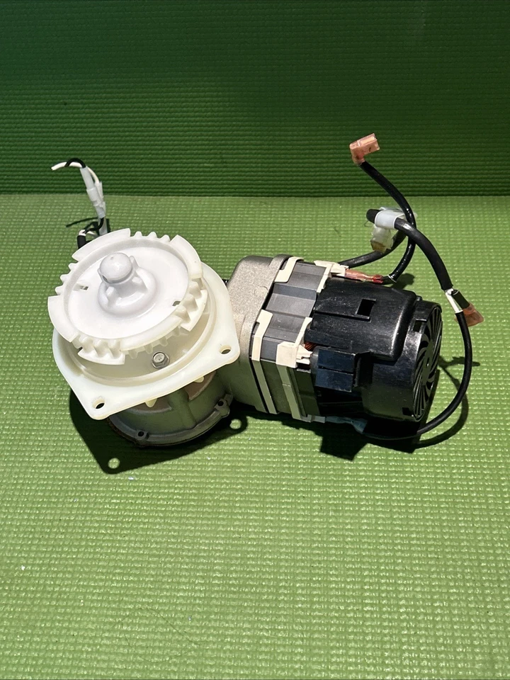 Genuine Electrolux S105N Lux Floor Pro Carpet Shampooer MAIN MOTOR ONLY OEM - Image 4 of 4