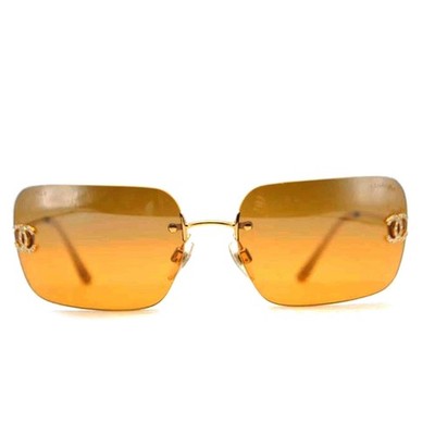 【美品】CHANEL ヴィンテージ サングラス 4017-D ラインストーン Vintage Chanel 4017-D Rhinestone CC Logo Rimless Sunglasses Salmon