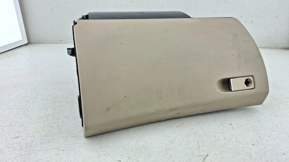 12-14 MERCEDES-BENZ W204 C300 SALPICADERO GUANTERA BEIGE OEM Foto 3 de 4