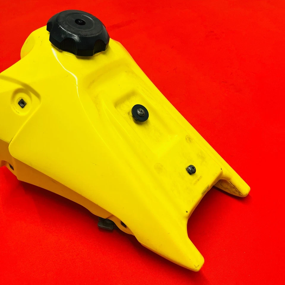 DRZ125 TAPA DE COMBUSTIBLE TANQUE DE GASOLINA COMPLETA AMARILLA GENUINA OEM SUZUKI DRZ 125 L (2003-2007 Foto 4 de 4