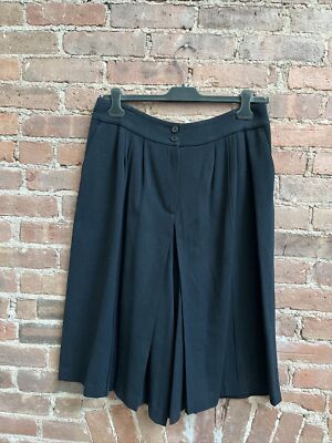 パンツ DRIES VAN NOTEN Women Shorts Burmudas 231 010913 6060 900 s-l400.jpg