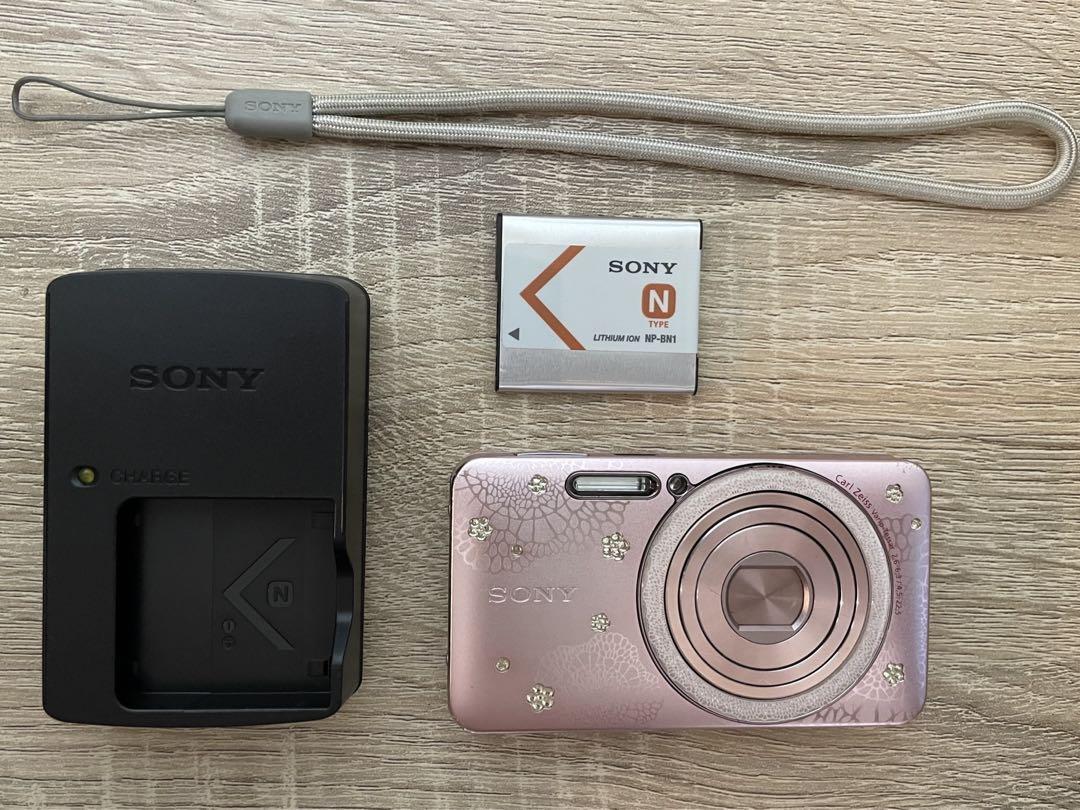 Sony Cyber-shot DSC-W570 Compact Digital Camera with Battery Sony Cyber-shot DSC-W570 Compact Digital Camera with Battery