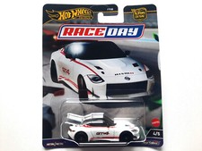 ★ 2023 NISSAN Z GT4 ★ 2024 Car Culture Race Day ★ Hot Wheels 1:64 neu OVP