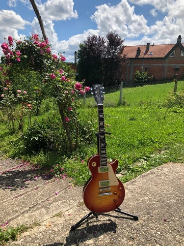 gibson les paul standard 60s cherry sunburst