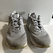 Nike Air Max Motion Low Wolf Grey/White 833260-011 Men’s Size 8.5