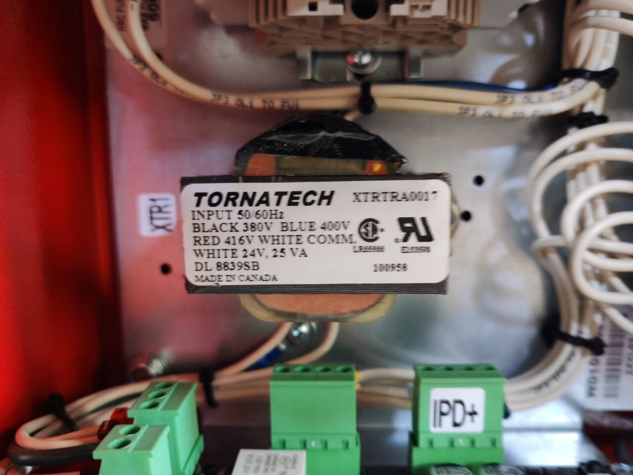 TORNATECH JP3-400/7.5/3/60 TORNATECH JP3-400/7.5/3/60 TORNATECH FZE JOCKEY PUMP CONTROLLER 7