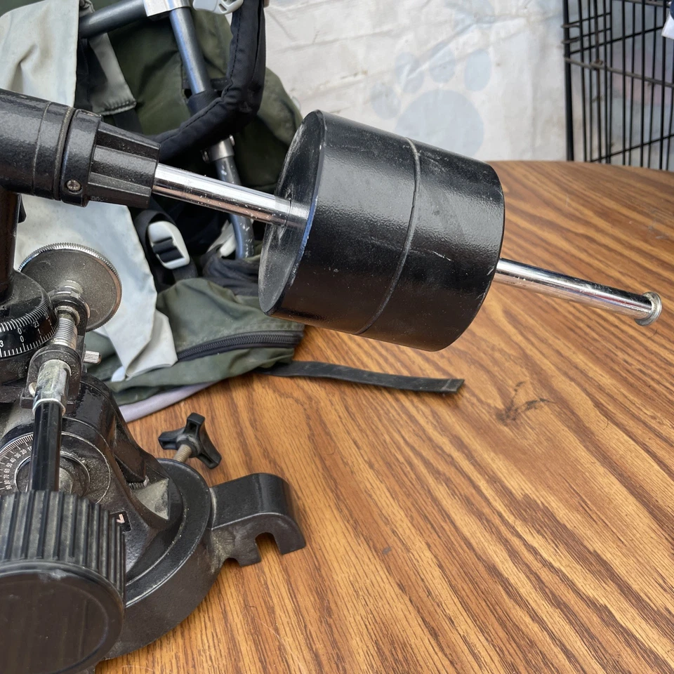 Orion R.I.A. German Equatorial Telescope Mount w/ Counterweight  - Image 3 of 4