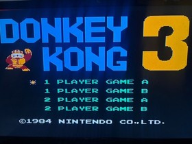 Donkey Kong 3 (Nintendo 1986) DK NES Authentic Tested 5 Screws