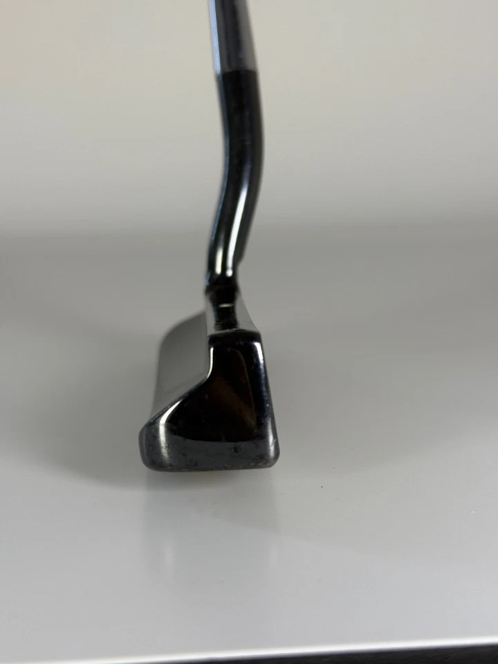 Scotty Cameron Putter RH Studio Design 1 original head & Shaft carbon steel - Image 4 of 4